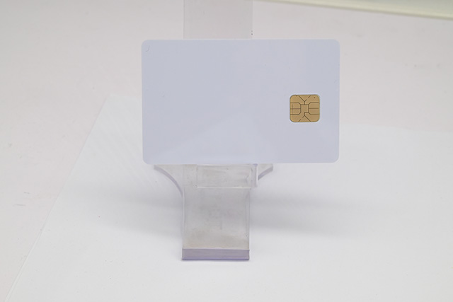 ������ʱ�����ܽ�;�ǽӴ�ʽICоƬ��������ŵ�