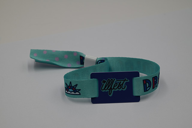 ���ӱ�ǩ��ԭ���Լ������г��ϵ�����