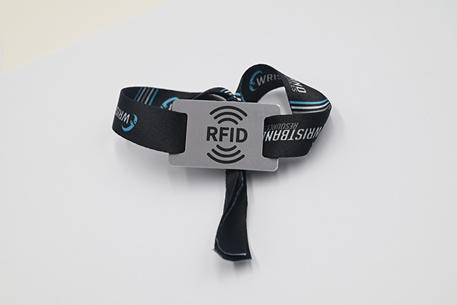 id¸ÐÓ¦¿¨ id¸ÐÓ¦¿¨