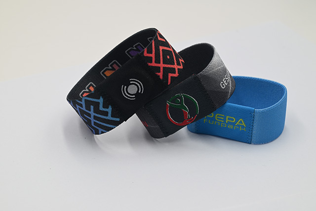 ɨ�����ơ�����ʵ�ֲ�����˫Ӯ��