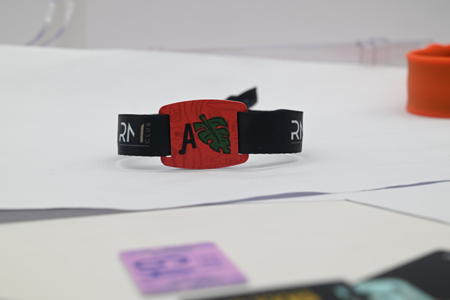 SLE4428оƬ���ղ��������